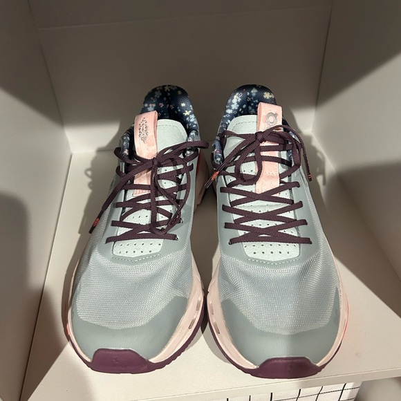 Free People X On Couldnova Sneakers - Picture 3 of 12